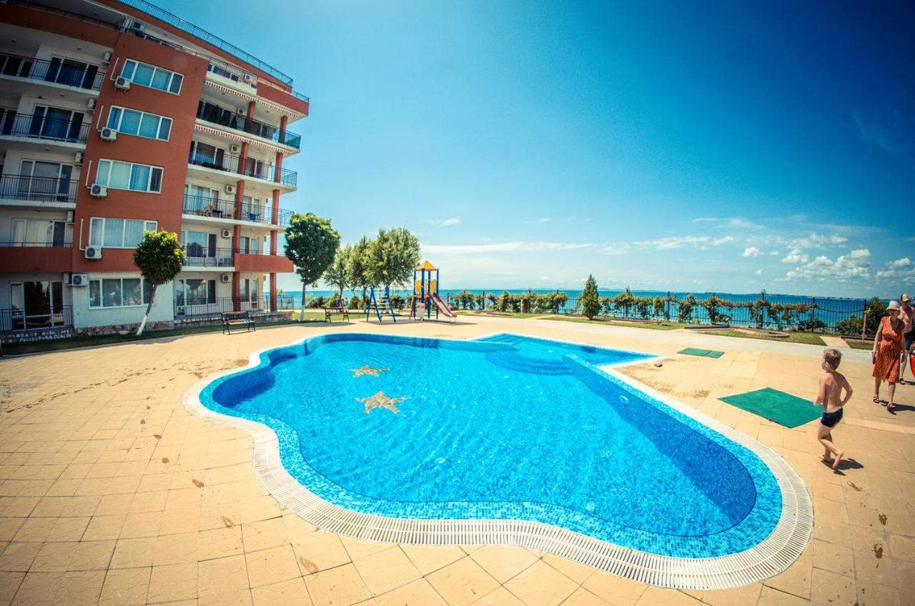 Grand Resort - Imperial Crown Fort Club - Prestige Apartments Elenite Ngoại thất bức ảnh
